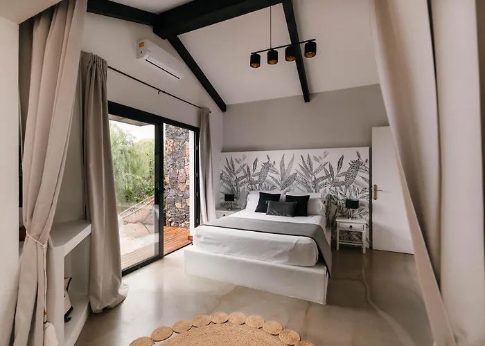 ゲストハウス Shepherd - Luxury Fuerteventura 4*